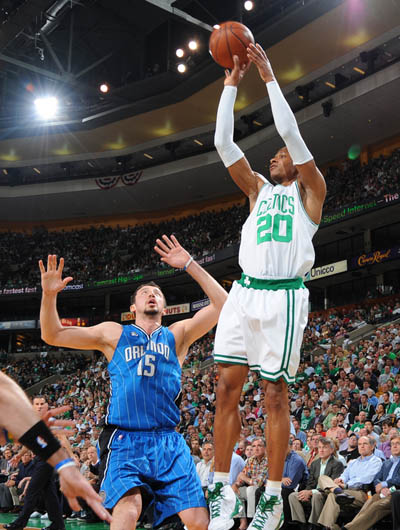 轻选手树立 轻选手树立